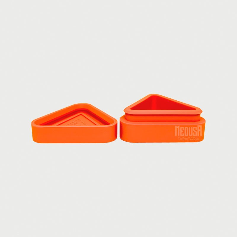 squadafum-triangular-laranja-01